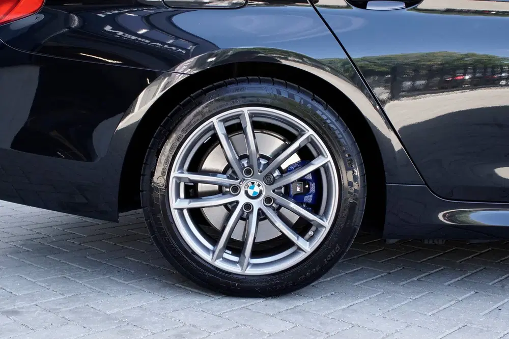 BMW 5-serie 530e uit 2020, foto 7