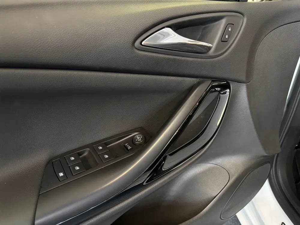 Opel Astra 1.2 Design & Tech I CAMERA I NAVI I DODENH uit 2021, foto 18