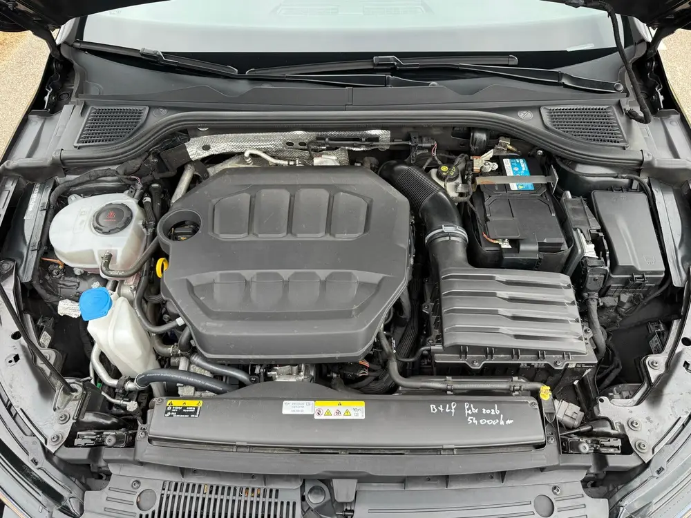 Volkswagen Golf 8R | Akrapovic | Harman Kardon | IQ.Light uit 2021, foto 15