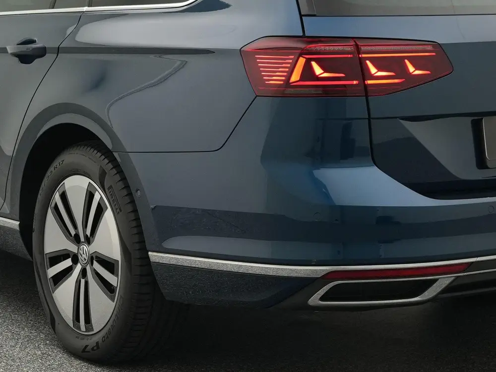 Volkswagen Passat Variant 1.4 TSI 218 PK PHEV GTE Business D uit 2022, foto 16
