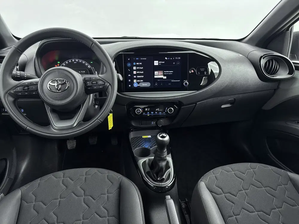 Toyota Aygo X 1.0 VVT-i MT Envy Canvas Dak uit 2025, foto 4