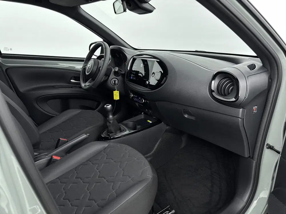 Toyota Aygo X 1.0 VVT-i MT Envy Canvas Dak uit 2025, foto 6