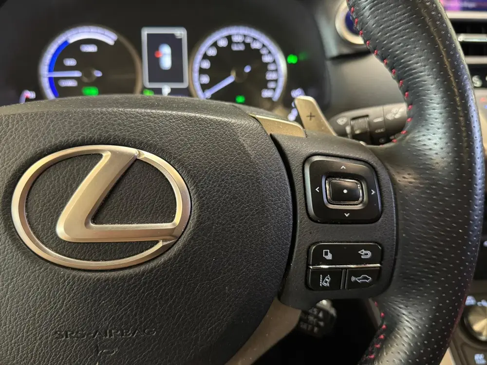 Lexus NX 300h AWD F-SPORT Line | Carplay | Stoelverwarming | uit 2020, foto 11