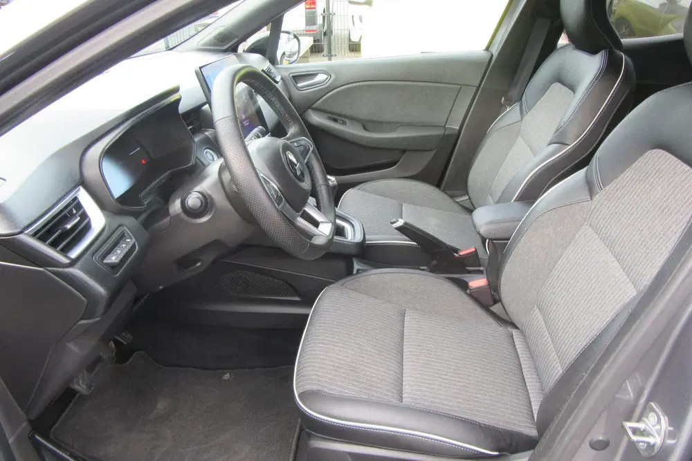 Mitsubishi Colt 1.0T MT First Edition uit 2024, foto 15