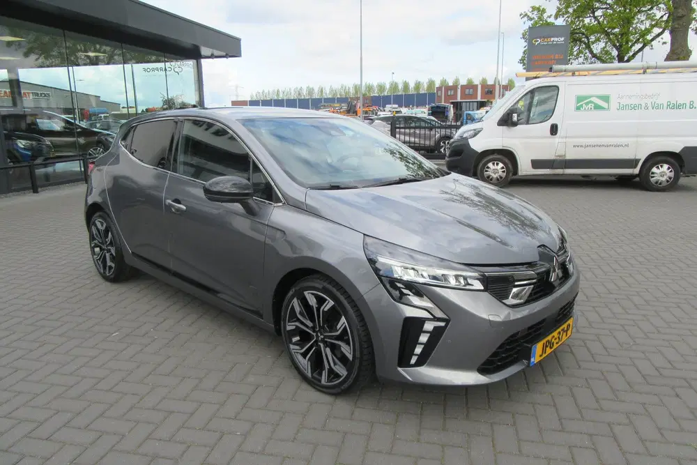 Mitsubishi Colt 1.0T MT First Edition uit 2024, foto 2