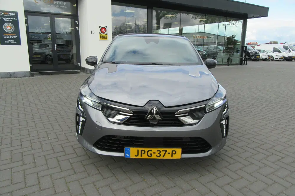 Mitsubishi Colt 1.0T MT First Edition uit 2024, foto 6
