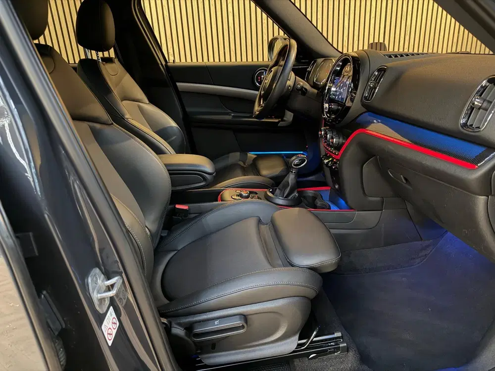 Mini Countryman Cooper S E ALL4 John Cooper Works. Pano uit 2020, foto 10
