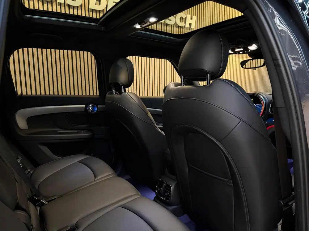Mini Countryman Cooper S E ALL4 John Cooper Works. Pano uit 2020, foto 12