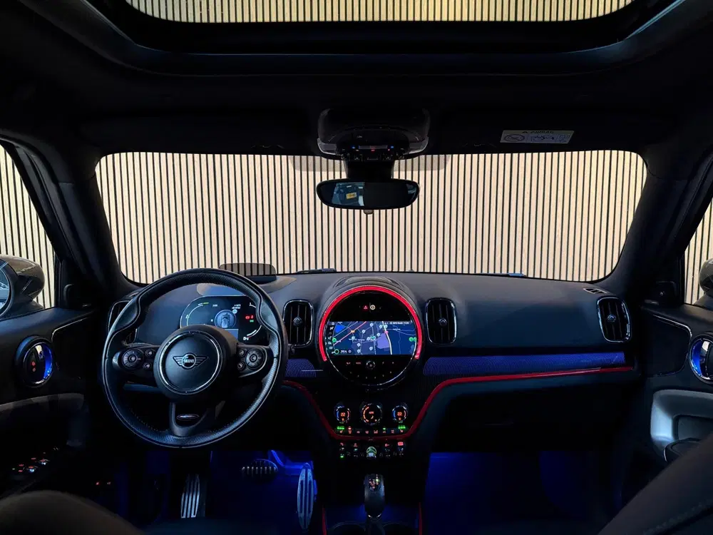 Mini Countryman Cooper S E ALL4 John Cooper Works. Pano uit 2020, foto 15