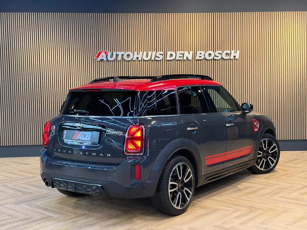 Mini Countryman Cooper S E ALL4 John Cooper Works. Pano uit 2020, foto 7