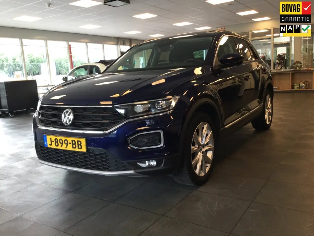 Volkswagen T-Roc 1.5 TSI Sport PDC-CLIMA-CAMERA-PANO-TREKHAA uit 2020