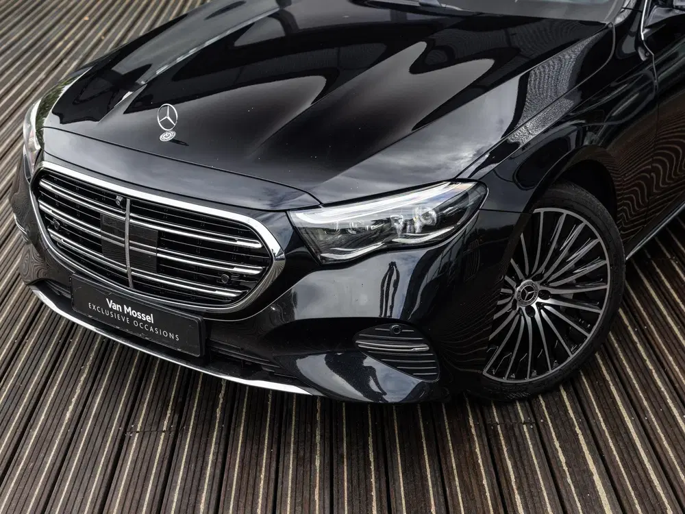 Mercedes-Benz E-Klasse 400 e 4MATIC Exclusive Line uit 2024, foto 10