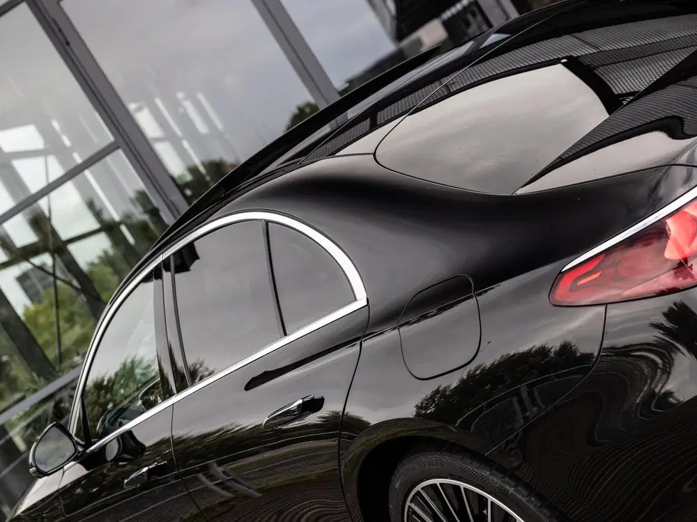 Mercedes-Benz E-Klasse 400 e 4MATIC Exclusive Line uit 2024, foto 7