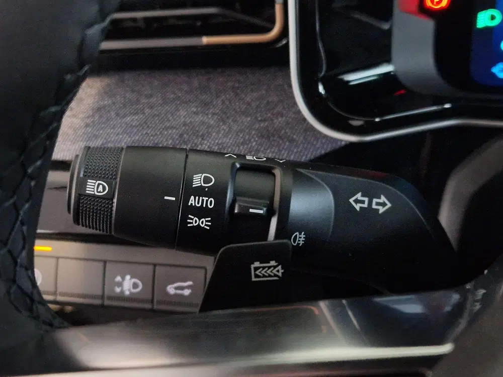 Renault 4 Comfort Range Techno 52 kWh uit 2026, foto 18