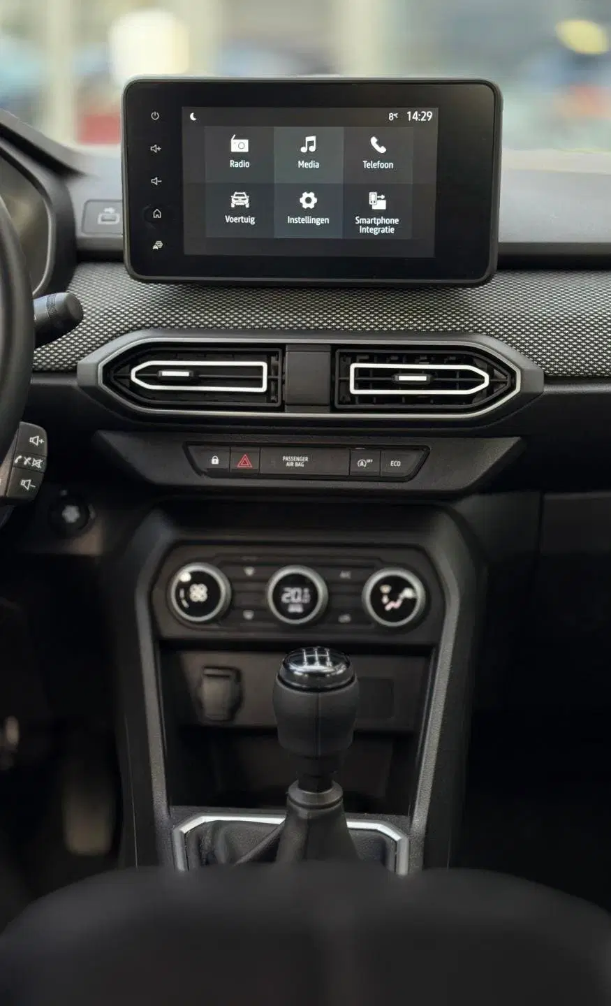 Dacia Sandero 1.0 TCe 90 Journey uit 2025, foto 16