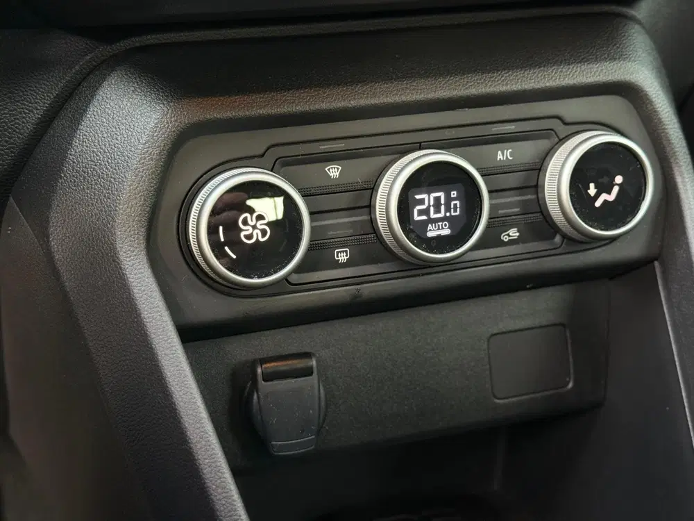 Dacia Sandero 1.0 TCe 90 Journey uit 2025, foto 19