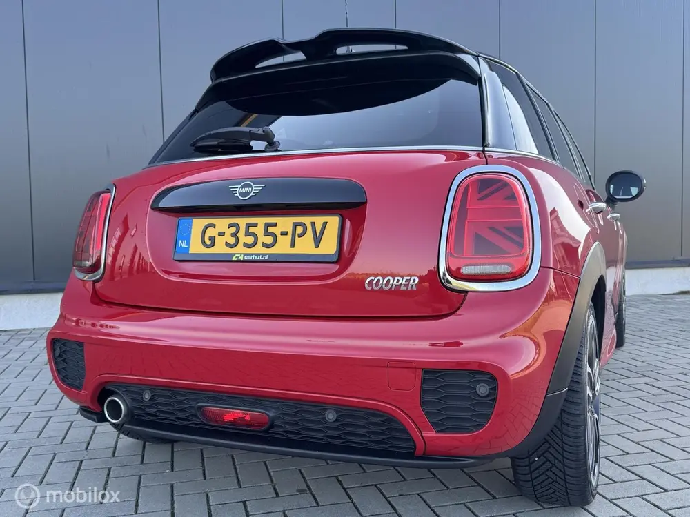 Mini Cooper Cooper aut. 5D uit 2019, foto 5