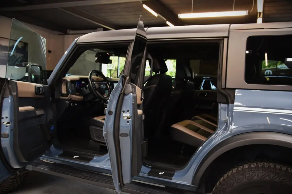 Ford Bronco 2.7 V6 5-persoons Wildtrak Sasquatch Package Aut uit 2024, foto 7