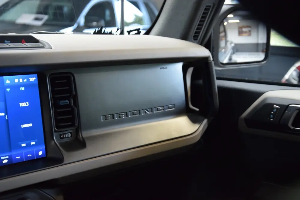 Ford Bronco 2.7 V6 5-persoons Wildtrak Sasquatch Package Aut uit 2024, foto 9