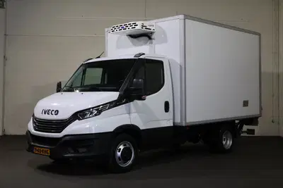 Iveco Daily Automaat Koelwagen Bakwagen met Laadklep uit 2024