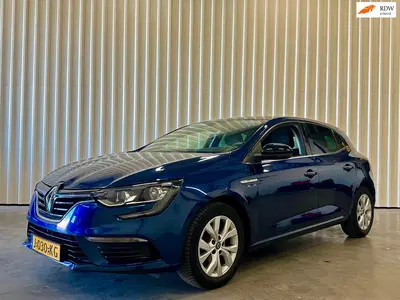 Renault Megane Mégane 1.3 TCe Limited Automaat uit 2020