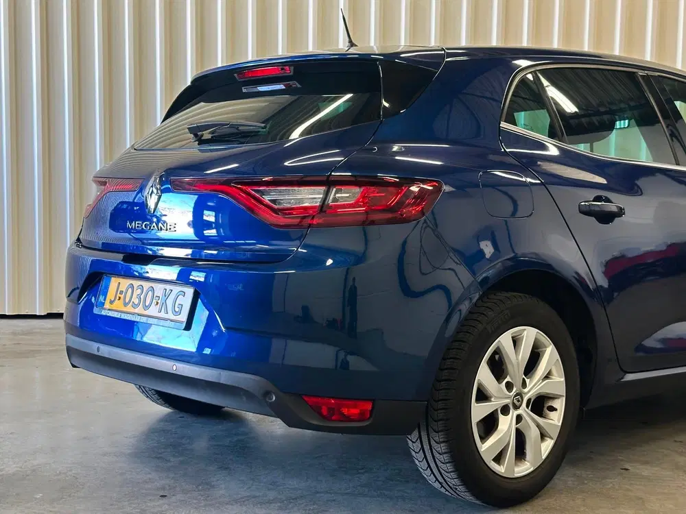 Renault Megane Mégane 1.3 TCe Limited Automaat uit 2020, foto 5