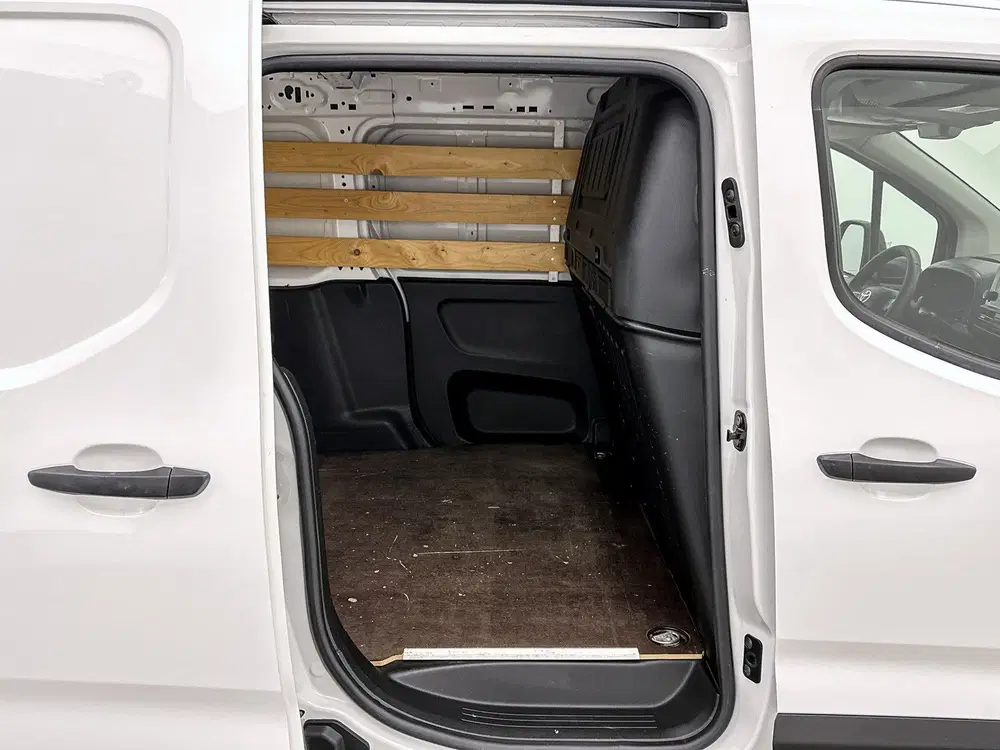 Toyota Proace City 1.5 D-4D Professional Long Automaat Navig uit 2020, foto 17