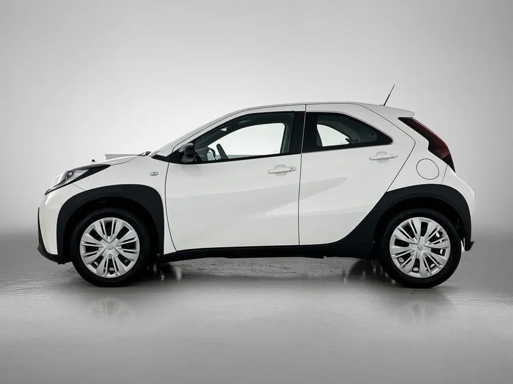 Toyota Aygo X 1.0 VVT-i MT Play (bj 2025) uit 2025, foto 3