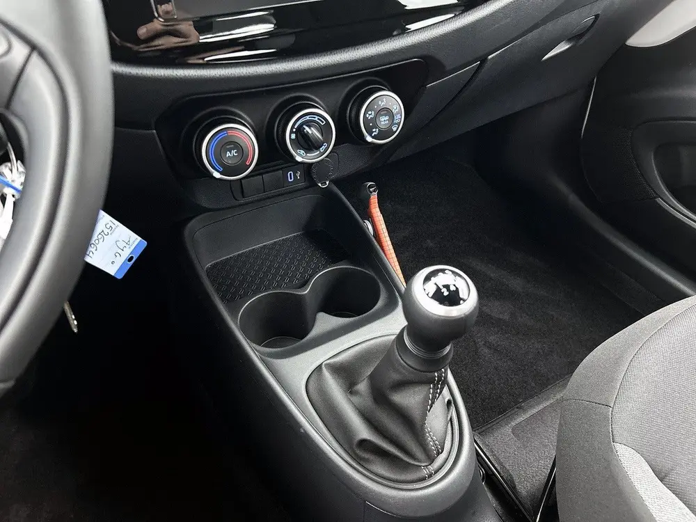 Toyota Aygo X 1.0 VVT-i MT Play (bj 2025) uit 2025, foto 8
