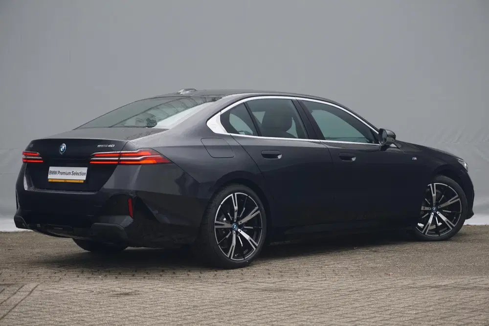 BMW i5 Sedan eDrive40 M Sport uit 2026, foto 2