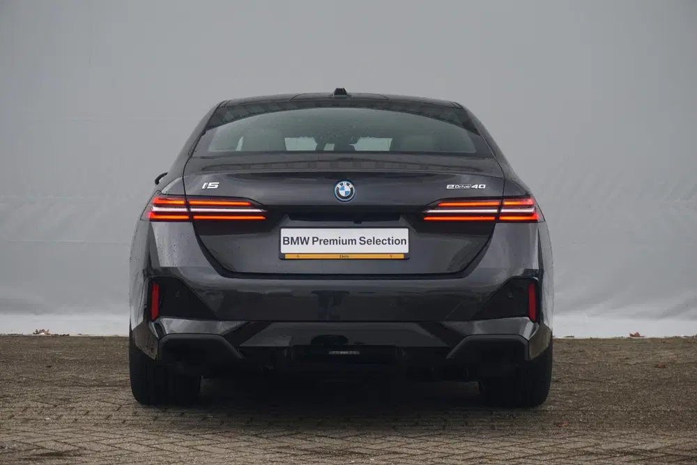 BMW i5 Sedan eDrive40 M Sport uit 2026, foto 5