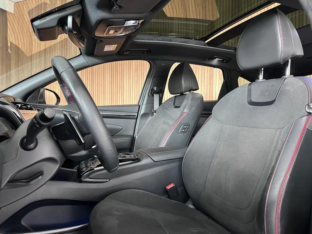 Hyundai TUCSON 1.6 T-GDI PHEV N Line Sky 4WD Panorama uit 2023, foto 4