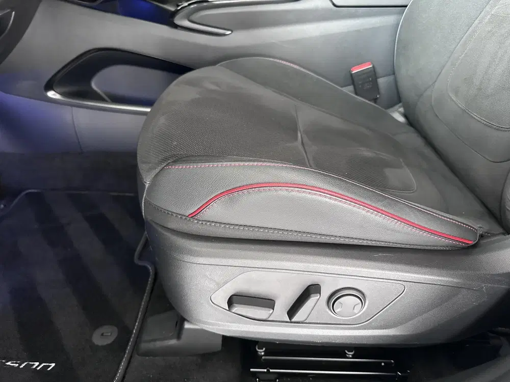 Hyundai TUCSON 1.6 T-GDI PHEV N Line Sky 4WD Panorama uit 2023, foto 7
