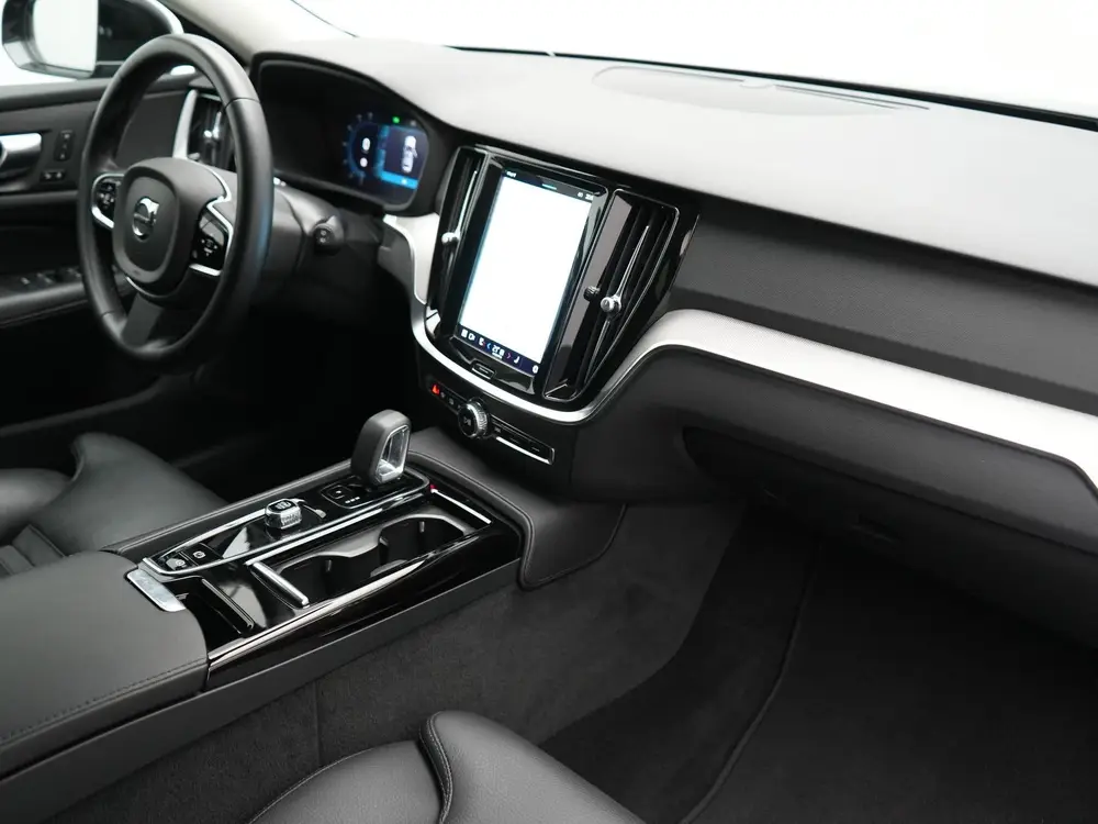 Volvo V60 T6 AWD Plus Bright PHEV 350pk Dealer O.H uit 2023, foto 4