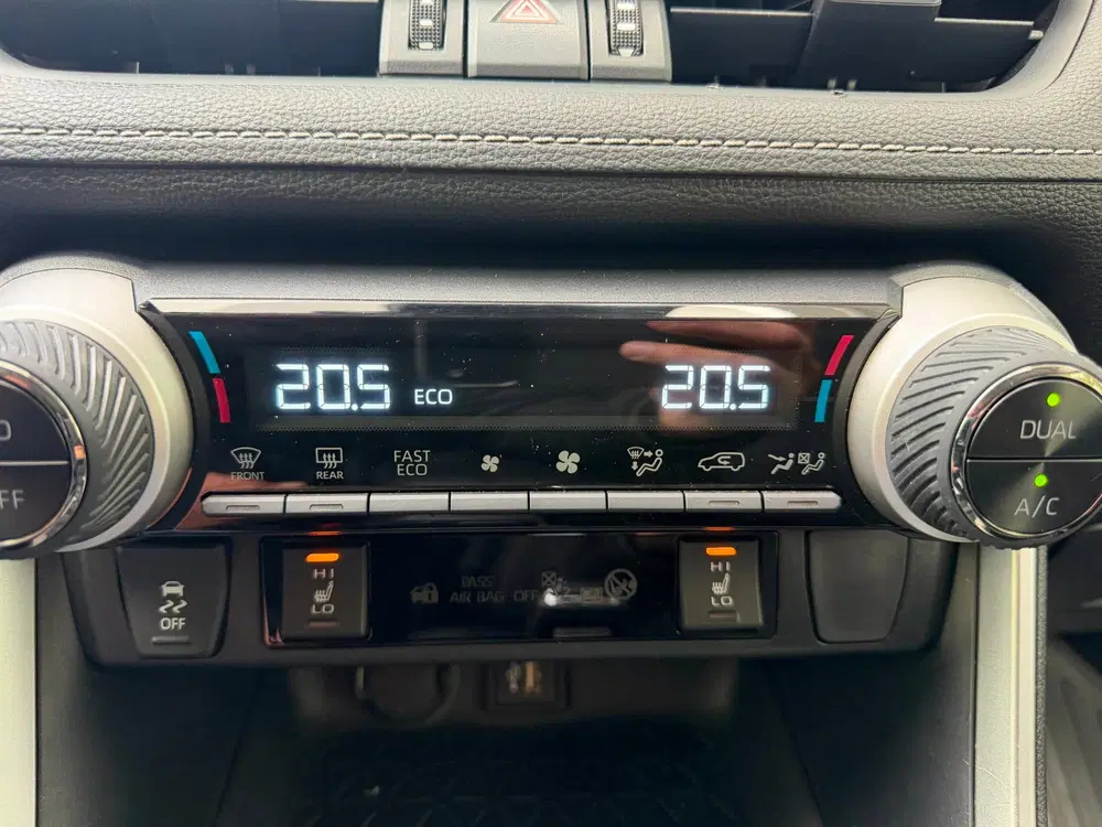 Toyota RAV 4 2.5 Hybrid Business uit 2024, foto 18