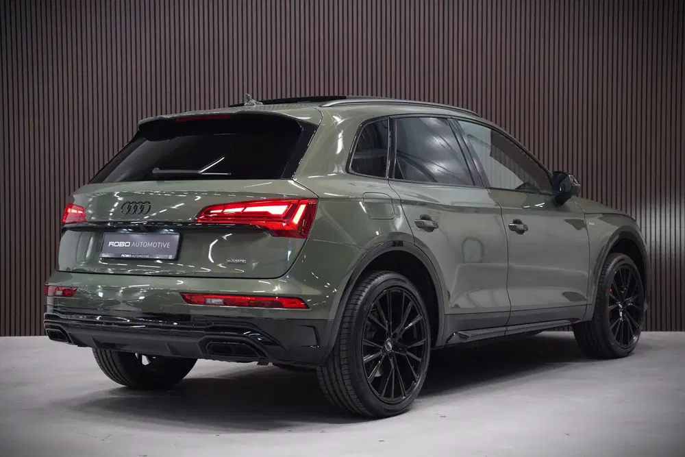 Audi Q5 50 TFSI e S edition Competition S-Line uit 2023, foto 2