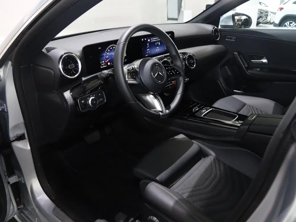 Mercedes-Benz CLA 180 Star Edition LIM uit 2025, foto 20