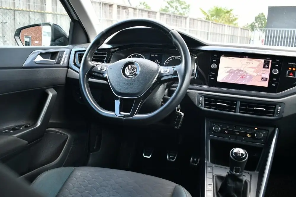 Volkswagen Polo 1.0 TSI IQ.DRIVE|LED|CAMERA|ACC|CARPLAY uit 2020, foto 3