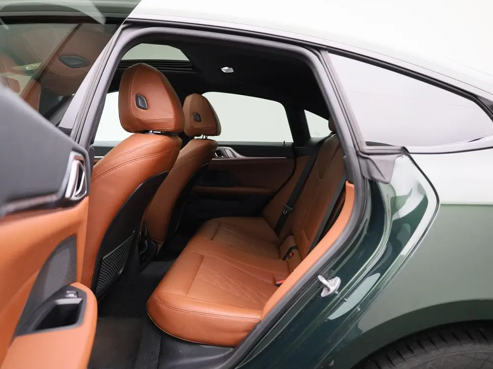 BMW i4 eDrive40 High Executive 84 kWh M-PAKKET uit 2023, foto 10