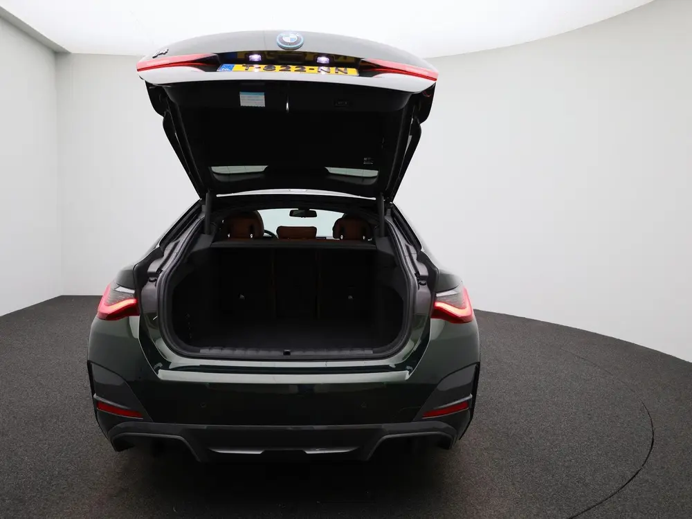 BMW i4 eDrive40 High Executive 84 kWh M-PAKKET uit 2023, foto 11