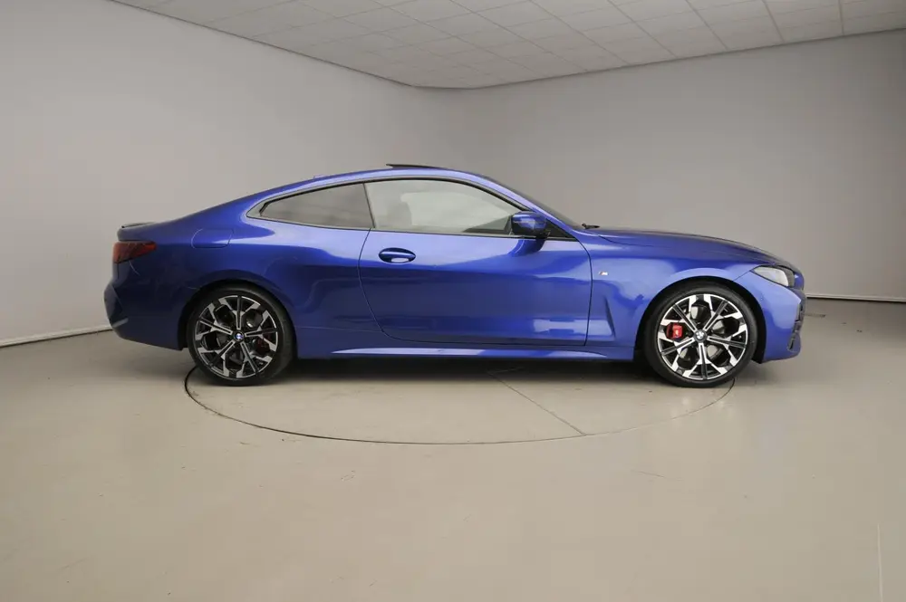BMW 4-serie Coupé 420i uit 2025, foto 4