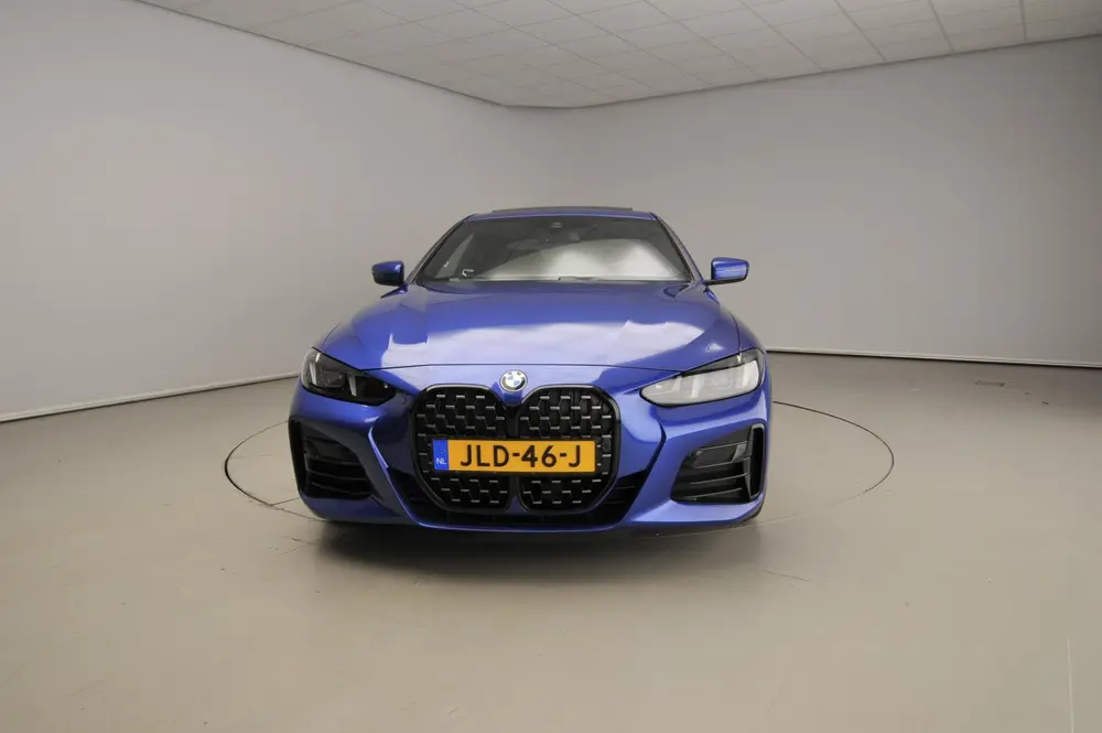 BMW 4-serie Coupé 420i uit 2025, foto 5