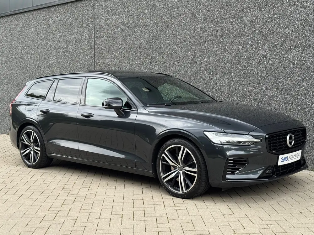 Volvo V60 2.0 T8 Twin Engine AWD R-Design uit 2019, foto 2