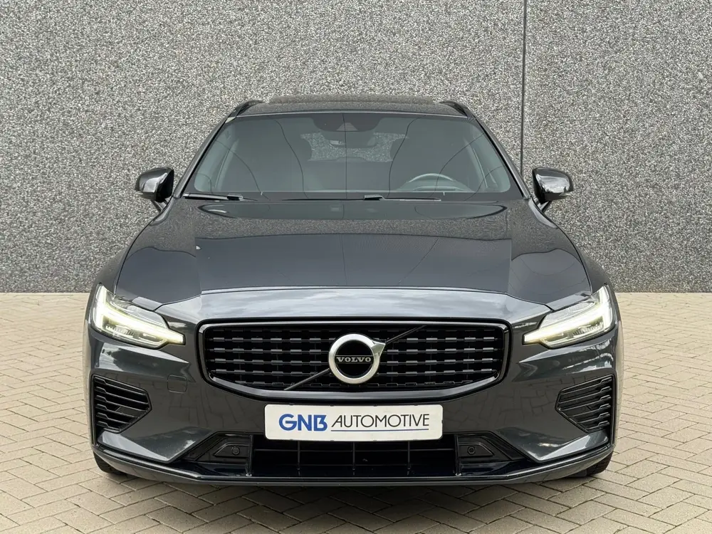 Volvo V60 2.0 T8 Twin Engine AWD R-Design uit 2019, foto 3