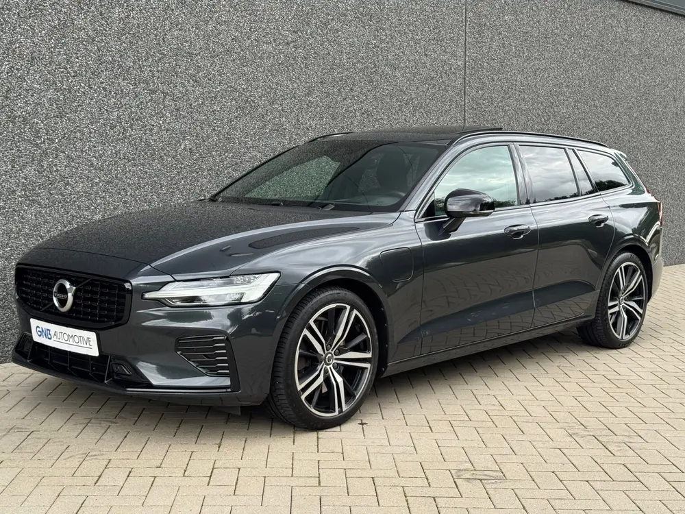 Volvo V60 2.0 T8 Twin Engine AWD R-Design uit 2019, foto 4