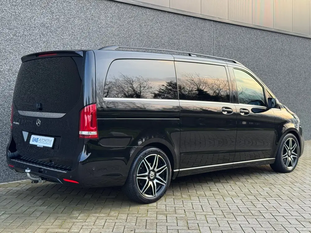 Mercedes-Benz V-Klasse V300d AMG uit 2021, foto 7