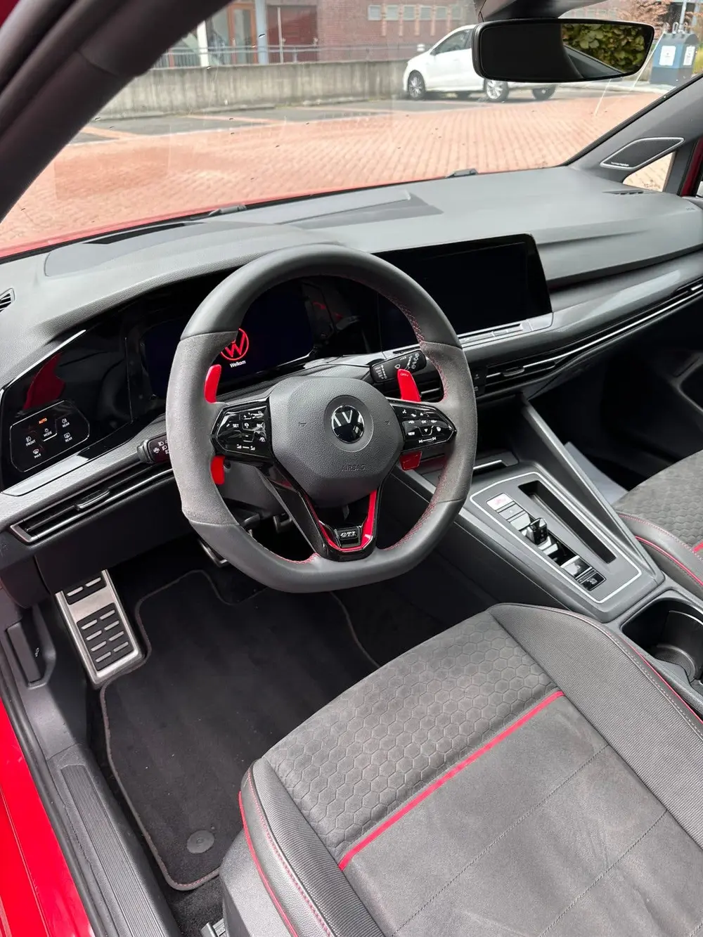 Volkswagen Golf GTI  2.0 TSI 245pk 7-DSG 2020 Rood uit 2020, foto 12