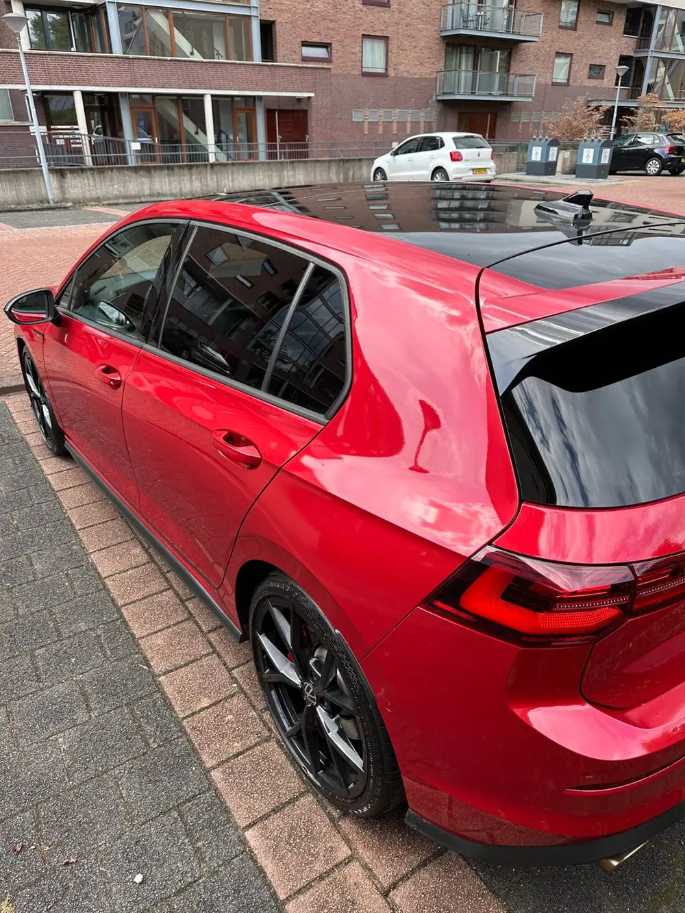 Volkswagen Golf GTI  2.0 TSI 245pk 7-DSG 2020 Rood uit 2020, foto 2