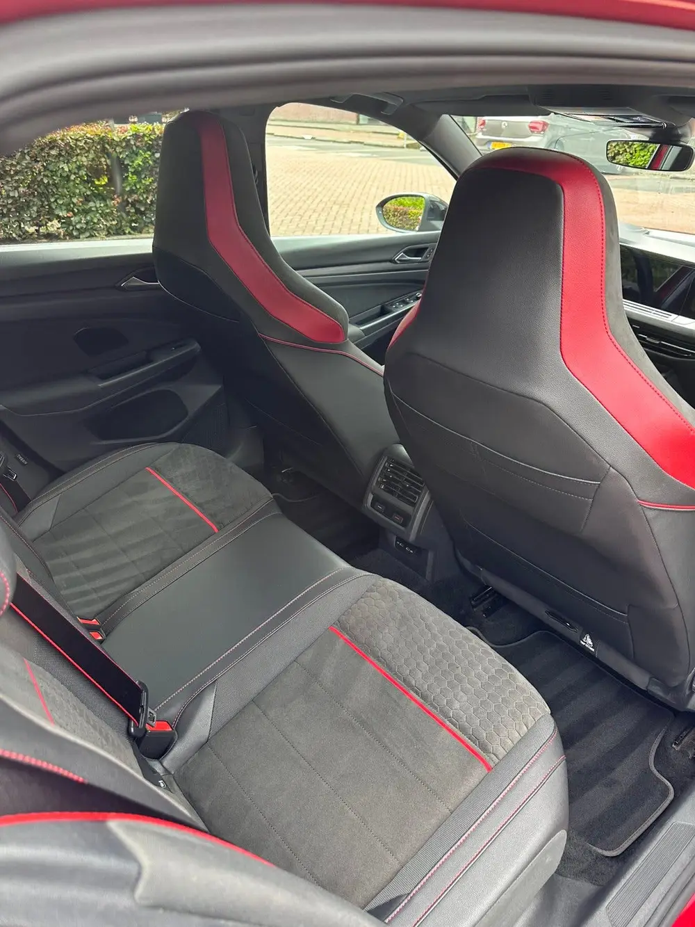 Volkswagen Golf GTI  2.0 TSI 245pk 7-DSG 2020 Rood uit 2020, foto 6