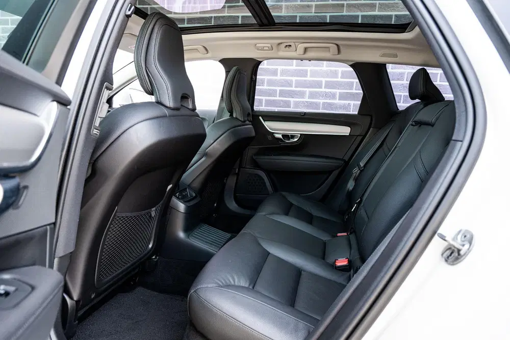 Volvo V90 2.0 T6 Plug-in hybrid AWD Plus Bright uit 2025, foto 10